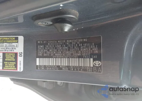 2016 Toyota Corolla Le z USA, uszkodzony, nr VIN 5YFBURHE8GP527205